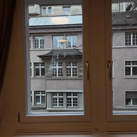 Suesse Wohnung In Zuercher Altstadt 3 Zurich Exterior photo