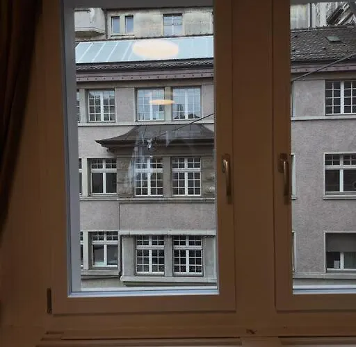 Suesse Wohnung In Zuercher Altstadt 3