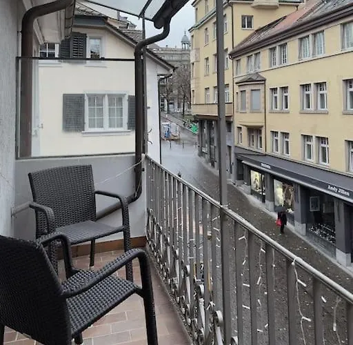 Suesse Wohnung In Zuercher Altstadt 3
